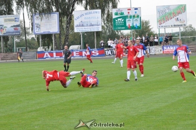 III Liga: Narew Ostrołęka - Błękitni Raciąż [5.09.2012] - zdjęcie #8 - eOstroleka.pl