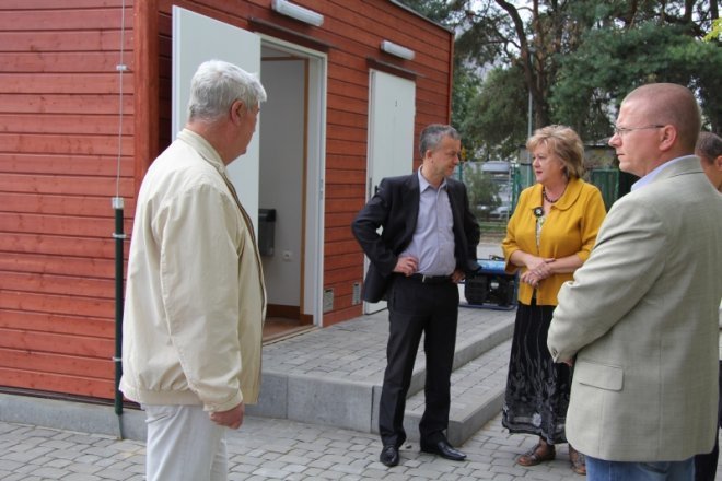 Orlik przy Gimnazjum nr 2 oficjalnie odbebrany [6 IX 2012] - zdjęcie #16 - eOstroleka.pl