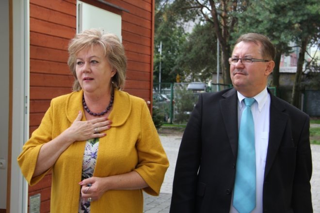 Orlik przy Gimnazjum nr 2 oficjalnie odbebrany [6 IX 2012] - zdjęcie #5 - eOstroleka.pl