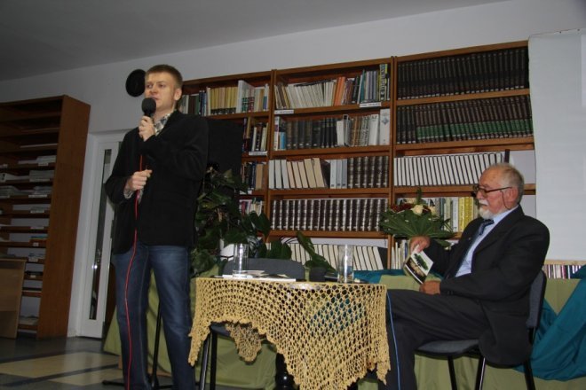 Wieczór w Arce: Spotkanie z Alfredem Sierzputowskim [6 IX 2012] - zdjęcie #3 - eOstroleka.pl
