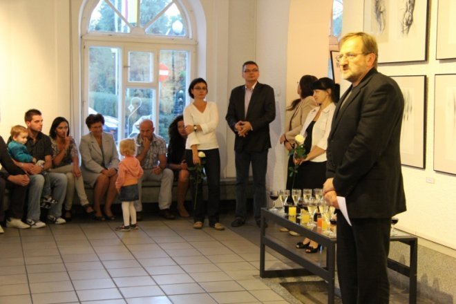 Wernisaż wystawy Mistrz i uczniowie w Galerii Ostrołęka [6 IX 2012] - zdjęcie #22 - eOstroleka.pl