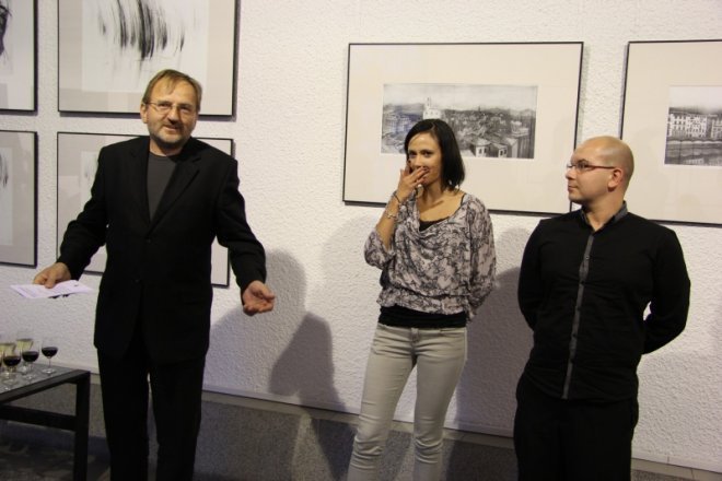 Wernisaż wystawy Mistrz i uczniowie w Galerii Ostrołęka [6 IX 2012] - zdjęcie #13 - eOstroleka.pl