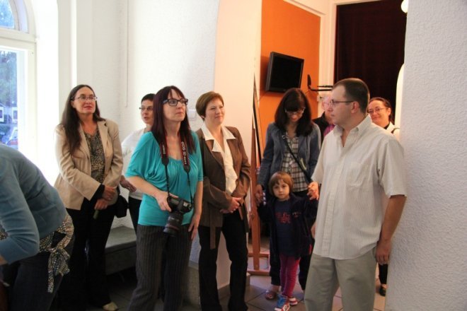 Wernisaż wystawy Mistrz i uczniowie w Galerii Ostrołęka [6 IX 2012] - zdjęcie #6 - eOstroleka.pl