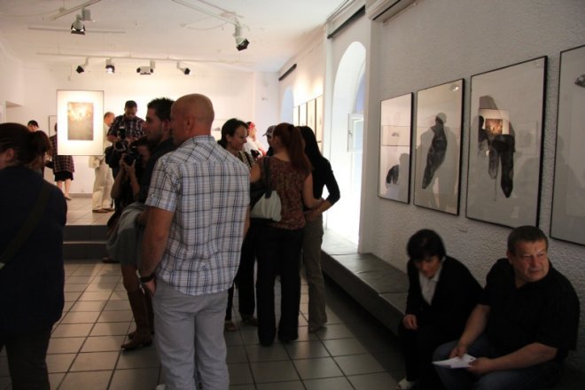 Wernisaż wystawy Mistrz i uczniowie w Galerii Ostrołęka [6 IX 2012] - zdjęcie #4 - eOstroleka.pl