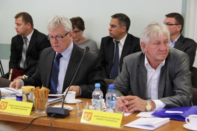 XXX sesja Rady Miasta: Minuta ciszy, podziękowania i gratulacje [7 IX 2012] - zdjęcie #15 - eOstroleka.pl