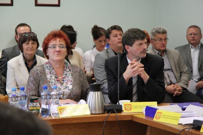 XXX sesja Rady Miasta: Minuta ciszy, podziękowania i gratulacje [7 IX 2012] - zdjęcie #14 - eOstroleka.pl