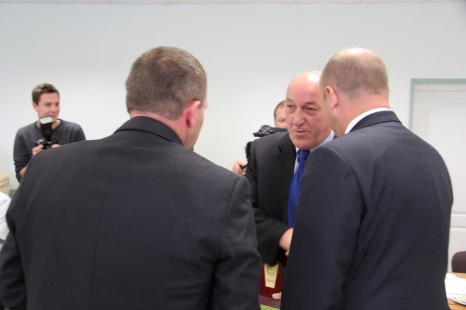 XXX sesja Rady Miasta: Minuta ciszy, podziękowania i gratulacje [7 IX 2012] - zdjęcie #5 - eOstroleka.pl