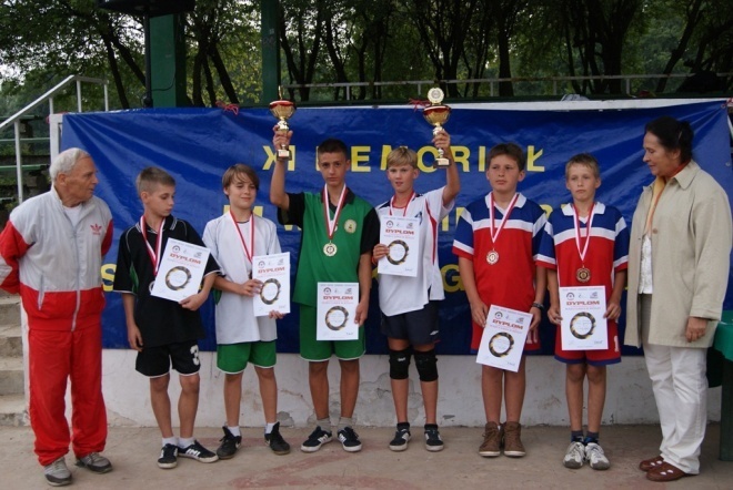 XI Międzynarodowy Memoriał im. Włodzimierza Strzyżewskiego oraz XIX Międzynarodowy Turniej Warsa i Sawy w Ringo - zdjęcie #3 - eOstroleka.pl