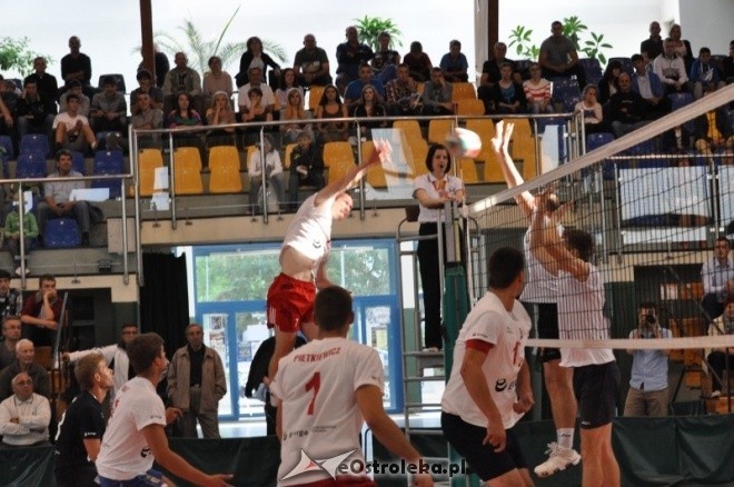 Turniej o Puchar Prezydenta Miasta: Energa Pekpol - Camper Wyszków 3:1 [8.09.2012]  - zdjęcie #22 - eOstroleka.pl