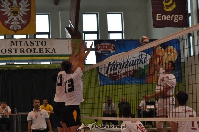 Turniej o Puchar Prezydenta Miasta: Energa Pekpol - Camper Wyszków 3:1 [8.09.2012]  - zdjęcie #4 - eOstroleka.pl