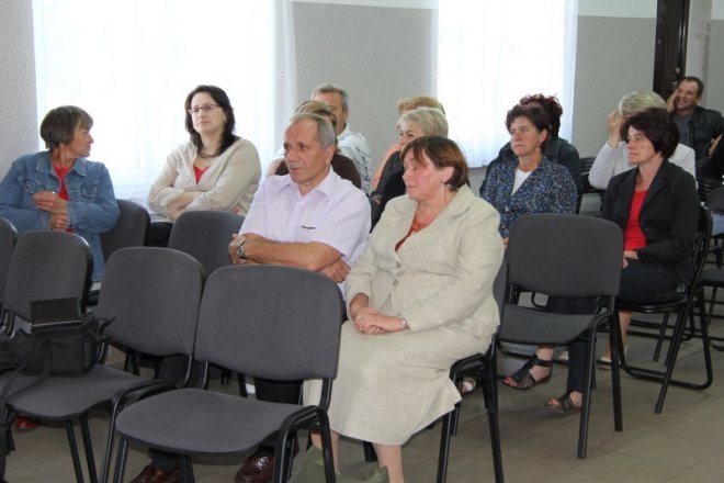 Co śmierdzi w Drwęczy? Przedstawiciele MPK nie pojawili się na spotkaniu z mieszkańcami [10 IX 2012]  - zdjęcie #27 - eOstroleka.pl