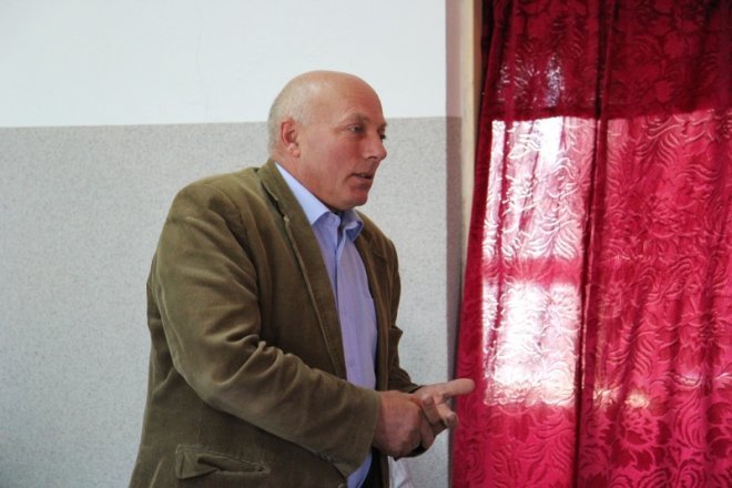 Co śmierdzi w Drwęczy? Przedstawiciele MPK nie pojawili się na spotkaniu z mieszkańcami [10 IX 2012]  - zdjęcie #5 - eOstroleka.pl