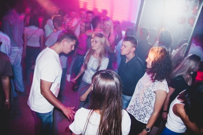 Sobotnia impreza w Klubie Xsensation [08.09.2012] - zdjęcie #38 - eOstroleka.pl