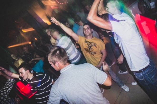 Sobotnia impreza w Klubie Xsensation [08.09.2012] - zdjęcie #16 - eOstroleka.pl