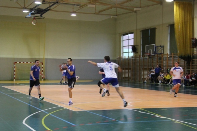 Trójka Ostrołęka - KS Anilana Łódź 35:34 [15 IX 2012] - zdjęcie #4 - eOstroleka.pl