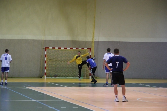 Trójka Ostrołęka - KS Anilana Łódź 35:34 [15 IX 2012] - zdjęcie #1 - eOstroleka.pl