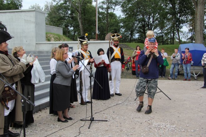 Bemowcy zwycięzcami pierwszej ostrołęckiej gry miejskiej Operacja Bem [16 IX 2012] - zdjęcie #15 - eOstroleka.pl