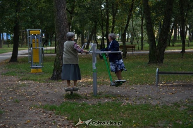 Kolejny etap przebudowy parku miejskiego zakończony [19.09.2012] - zdjęcie #36 - eOstroleka.pl