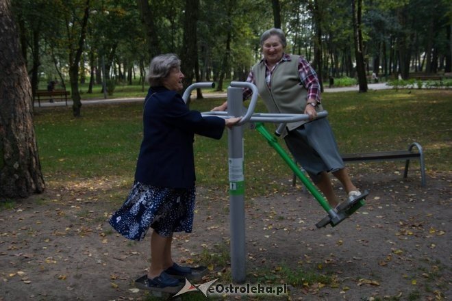 Kolejny etap przebudowy parku miejskiego zakończony [19.09.2012] - zdjęcie #35 - eOstroleka.pl