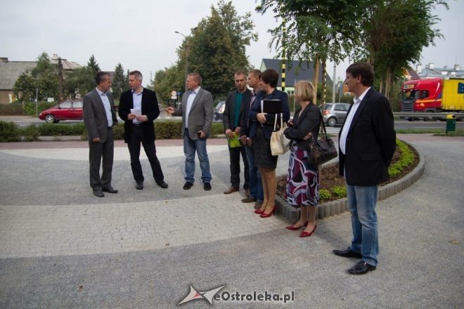 Kolejny etap przebudowy parku miejskiego zakończony [19.09.2012] - zdjęcie #25 - eOstroleka.pl