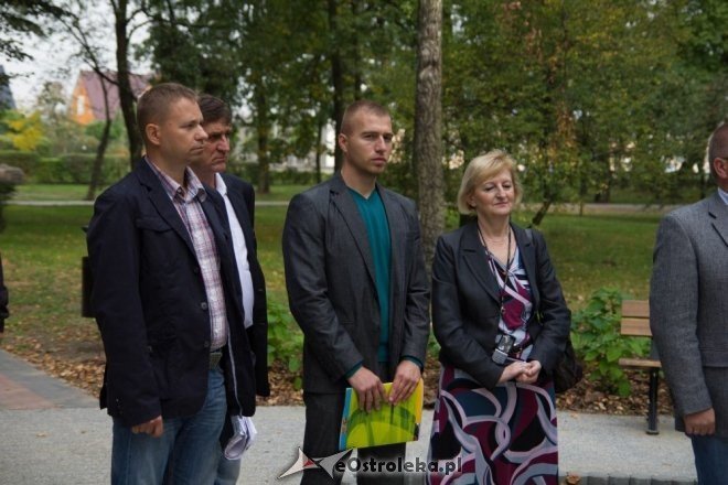Kolejny etap przebudowy parku miejskiego zakończony [19.09.2012] - zdjęcie #19 - eOstroleka.pl