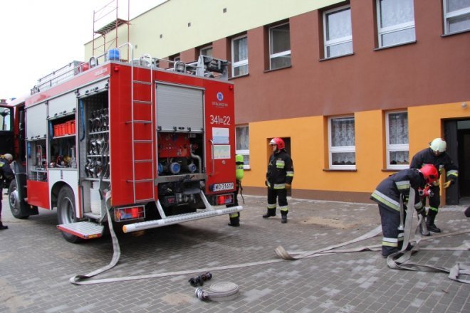 Zakażenie wąglikiem i pożar w Przedszkolu Miejskim nr 17 [20 IX 2012] - zdjęcie #4 - eOstroleka.pl