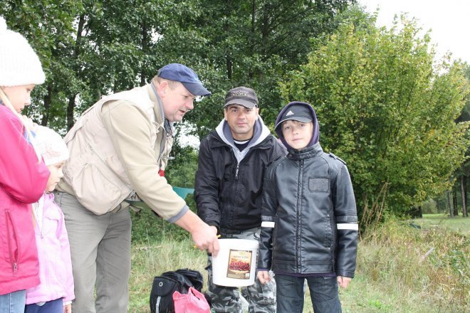 Szkółka wędkarska rozpoczęła zajęcia [22.09.2012] - zdjęcie #9 - eOstroleka.pl