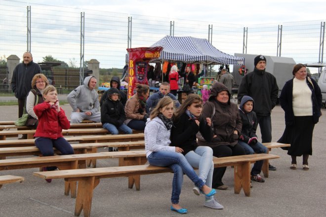 Mieszkańcy Rzekunia pożegnali lato [23 IX 2012] - zdjęcie #7 - eOstroleka.pl