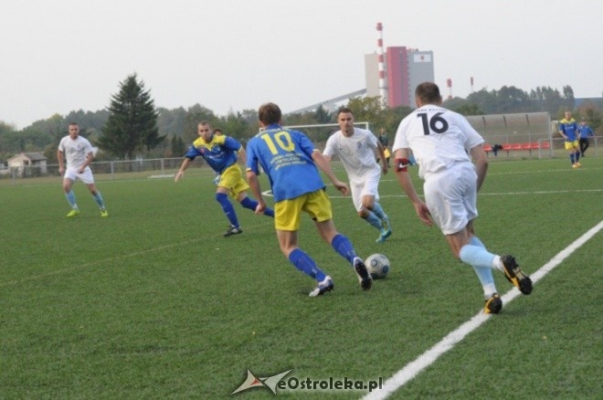 Liga Okręgowa: Korona HiD - Iskra Krasne 8:0 [25.09.2012] - zdjęcie #8 - eOstroleka.pl