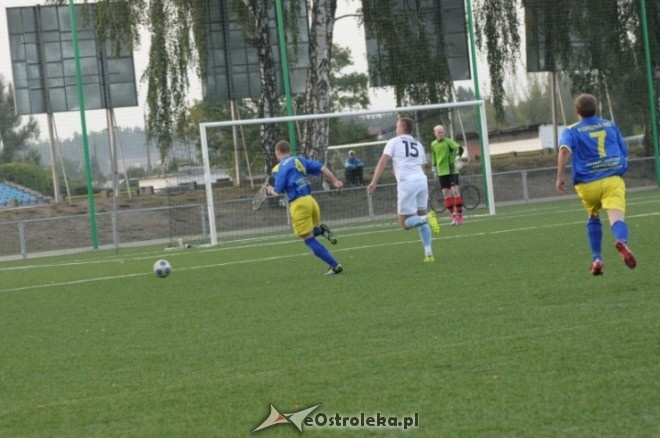 Liga Okręgowa: Korona HiD - Iskra Krasne 8:0 [25.09.2012] - zdjęcie #7 - eOstroleka.pl