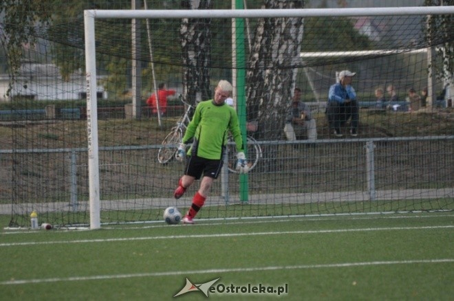Liga Okręgowa: Korona HiD - Iskra Krasne 8:0 [25.09.2012] - zdjęcie #32 - eOstroleka.pl