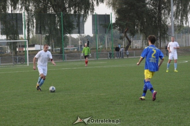 Liga Okręgowa: Korona HiD - Iskra Krasne 8:0 [25.09.2012] - zdjęcie #30 - eOstroleka.pl