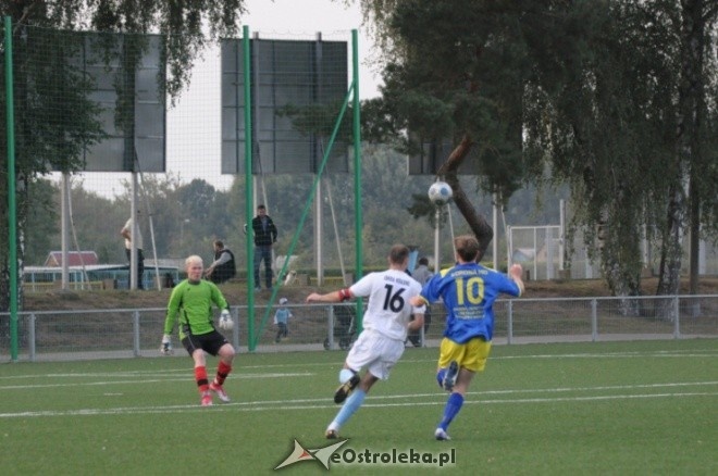 Liga Okręgowa: Korona HiD - Iskra Krasne 8:0 [25.09.2012] - zdjęcie #24 - eOstroleka.pl
