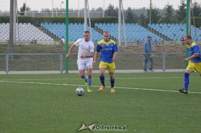 Liga Okręgowa: Korona HiD - Iskra Krasne 8:0 [25.09.2012] - zdjęcie #17 - eOstroleka.pl