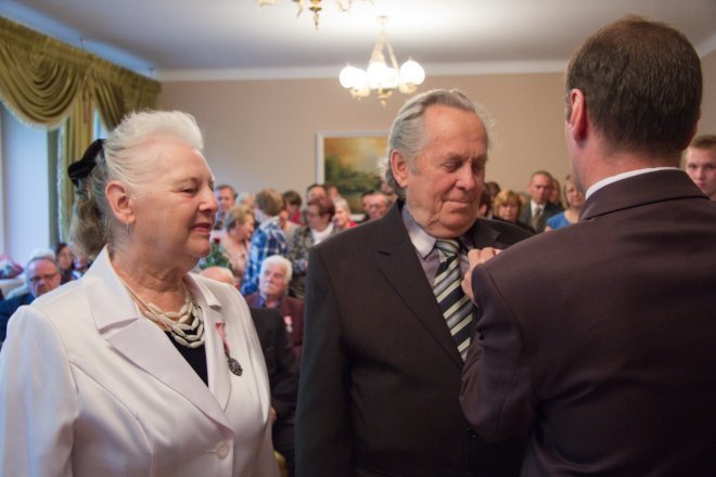 Czternaście par obchodziło Złote Gody [28 IX 2012] - zdjęcie #33 - eOstroleka.pl