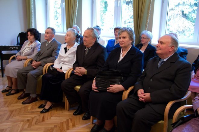 Czternaście par obchodziło Złote Gody [28 IX 2012] - zdjęcie #16 - eOstroleka.pl