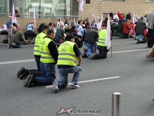 Marsz Obudź się Polsko [29.09.2012]  - zdjęcie #67 - eOstroleka.pl