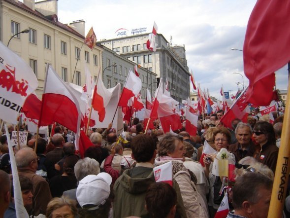 Marsz Obudź się Polsko [29.09.2012]  - zdjęcie #40 - eOstroleka.pl