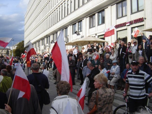 Marsz Obudź się Polsko [29.09.2012]  - zdjęcie #42 - eOstroleka.pl