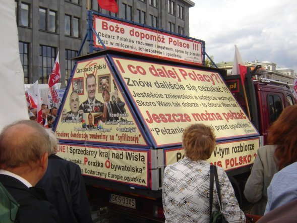 Marsz Obudź się Polsko [29.09.2012]  - zdjęcie #26 - eOstroleka.pl