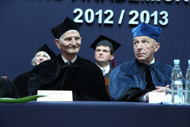 Studenci WSAP rozpoczęli rok akademicki [29 IX 2012] - zdjęcie #2 - eOstroleka.pl