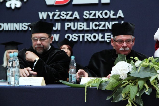 Studenci WSAP rozpoczęli rok akademicki [29 IX 2012] - zdjęcie #4 - eOstroleka.pl