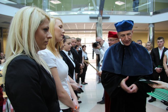 Studenci WSAP rozpoczęli rok akademicki [29 IX 2012] - zdjęcie #15 - eOstroleka.pl