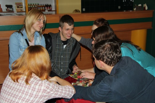 Zakończył się VIII Oogólnopolski Festiwal Teatrów Małych - Igła 2012 [29.IX.2012] - zdjęcie #12 - eOstroleka.pl