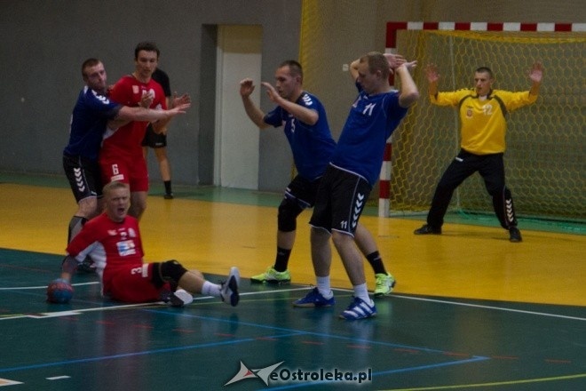 Trójka Ostrołęka - MKS Wieluń [29.09.2012] - zdjęcie #4 - eOstroleka.pl
