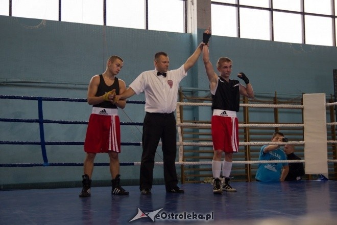 Mecz bokserski Victoria Ostrołęka [29.09.2012] - zdjęcie #57 - eOstroleka.pl