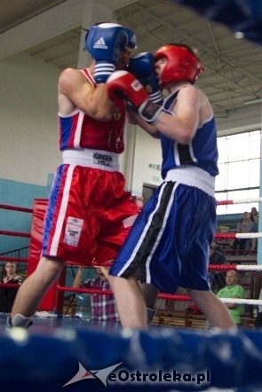 Mecz bokserski Victoria Ostrołęka [29.09.2012] - zdjęcie #32 - eOstroleka.pl