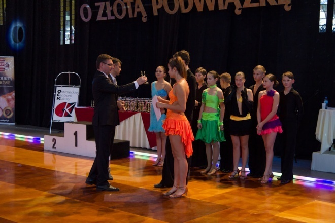 Ogólnopolski Turniej Tańca Towarzyskiego o Złotą Podwiązkę [30.09.2012] - zdjęcie #13 - eOstroleka.pl