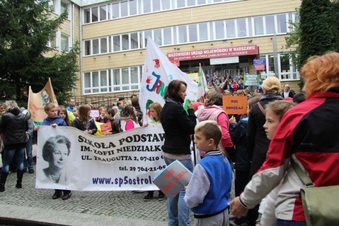 Marsz zorganizowany przez TPD [2 X 2012] - zdjęcie #9 - eOstroleka.pl