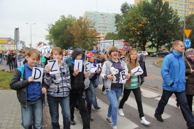 Marsz zorganizowany przez TPD [2 X 2012] - zdjęcie #16 - eOstroleka.pl